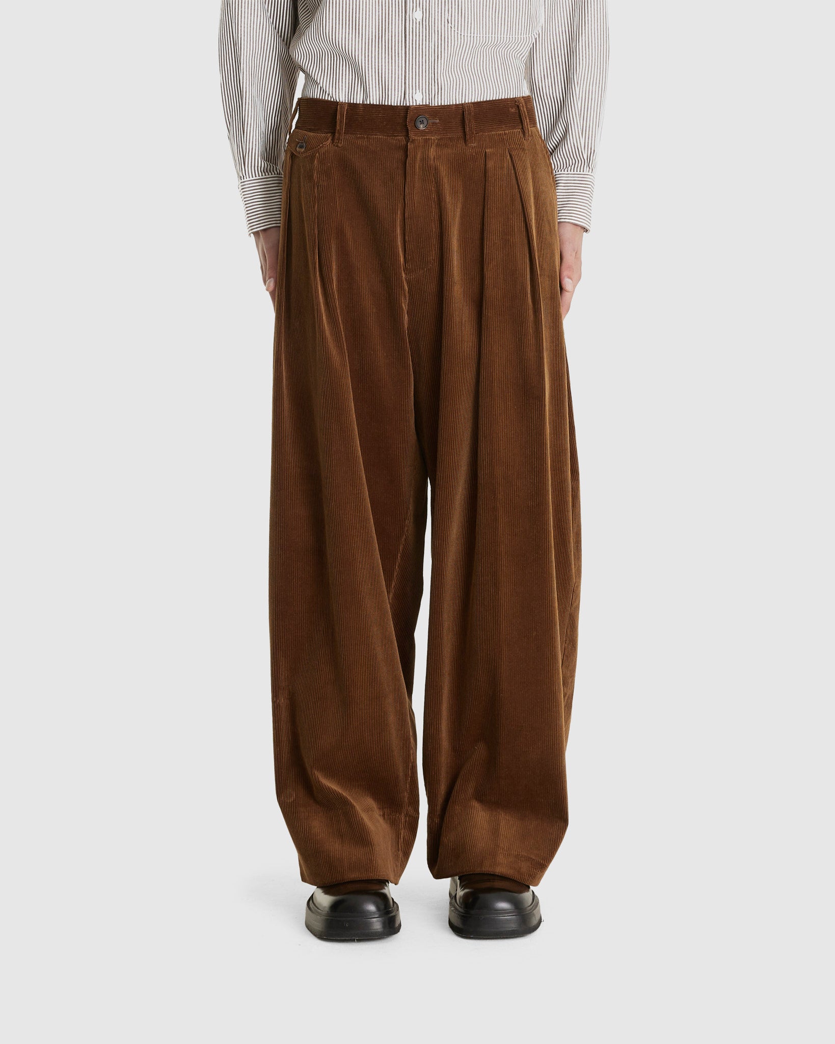 Alvy Double Pleat Pant Toffee – Chinatown Country Club
