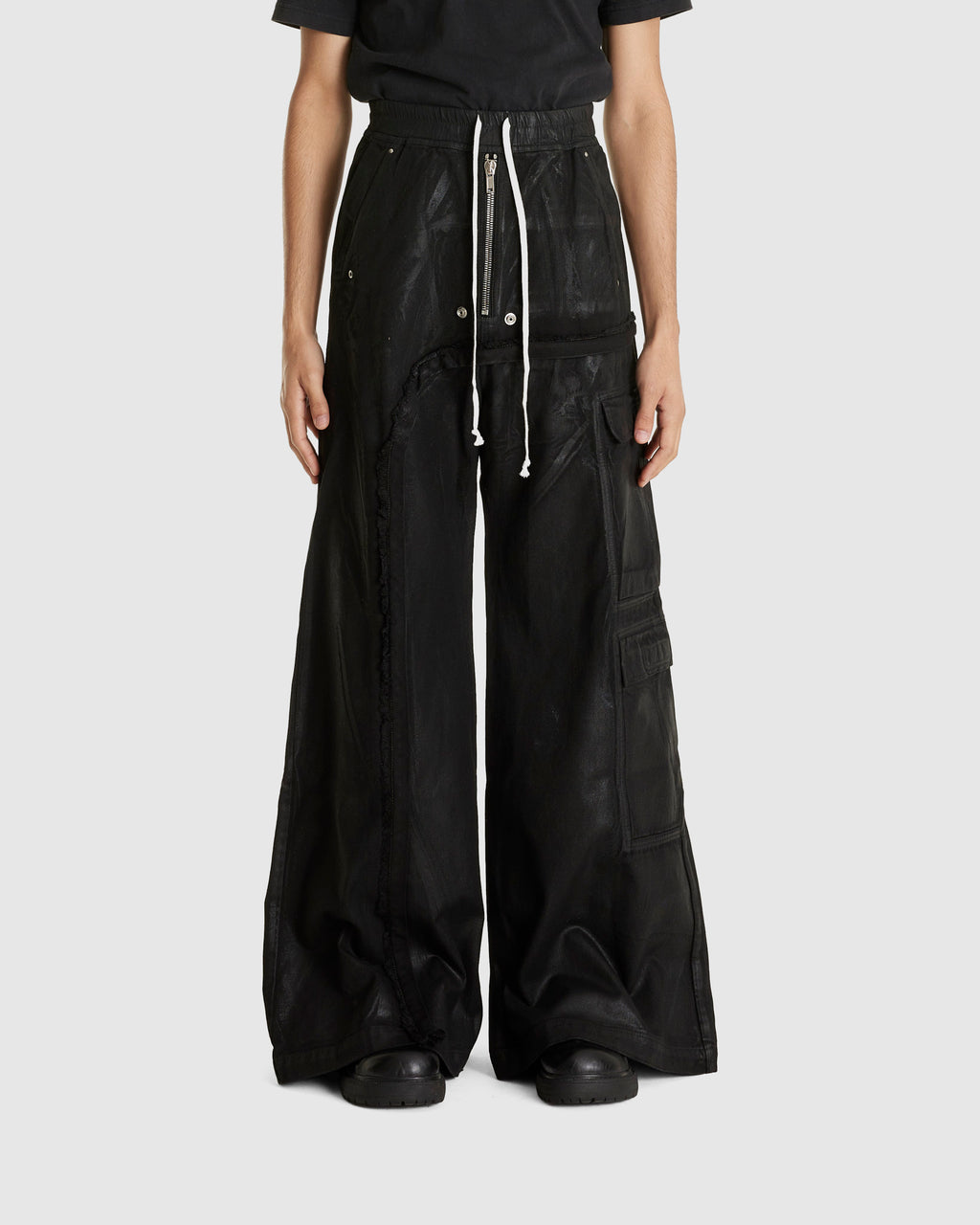 Imbalanced Double Cargo Jumbo Belas Black