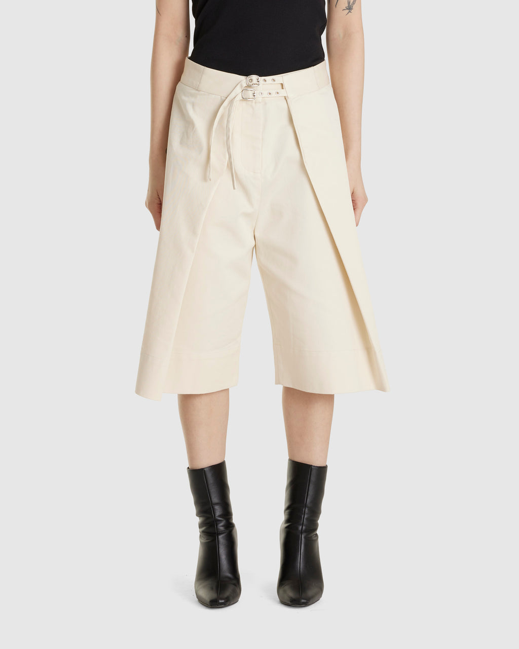 Utility Wrap Shorts Ivory