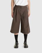 Two Tuck Wide Shorts Brown