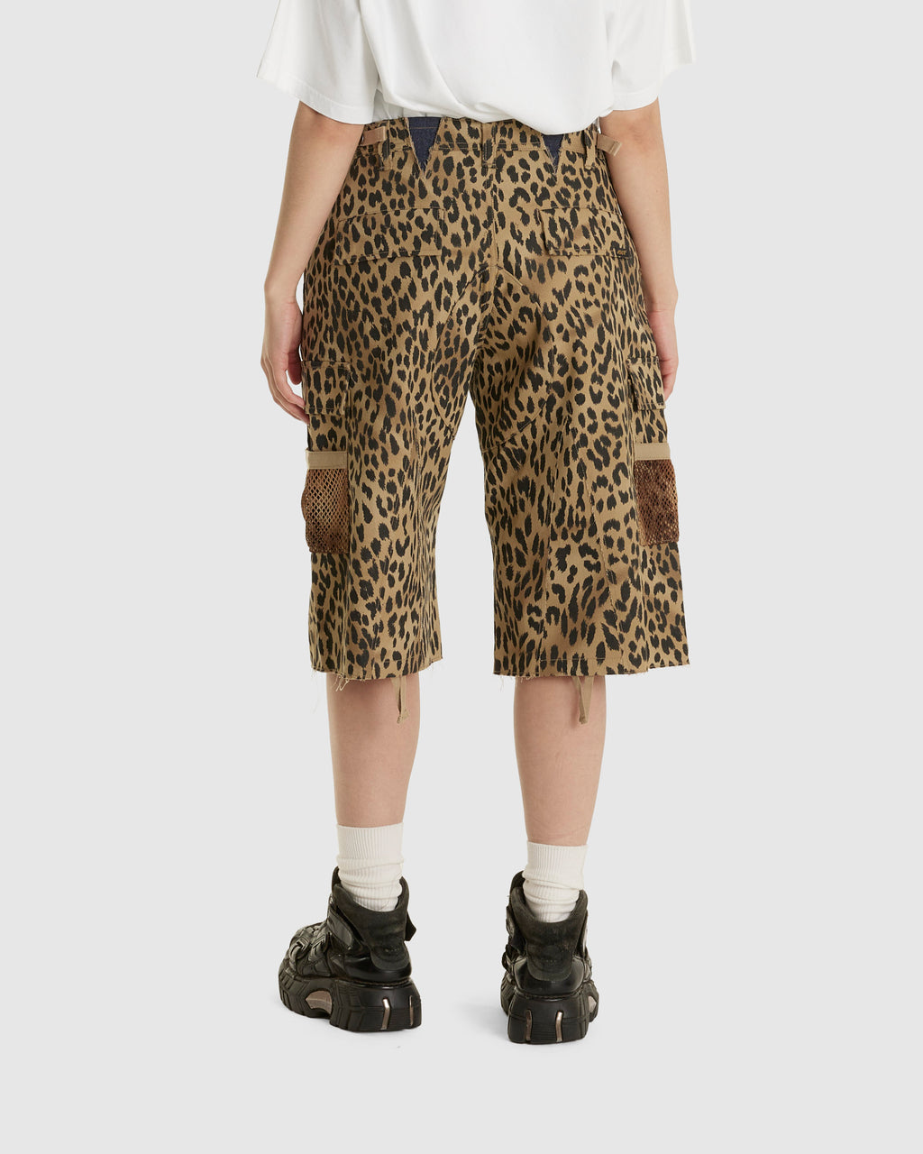 Depot Leopard Cargo Shorts (W)