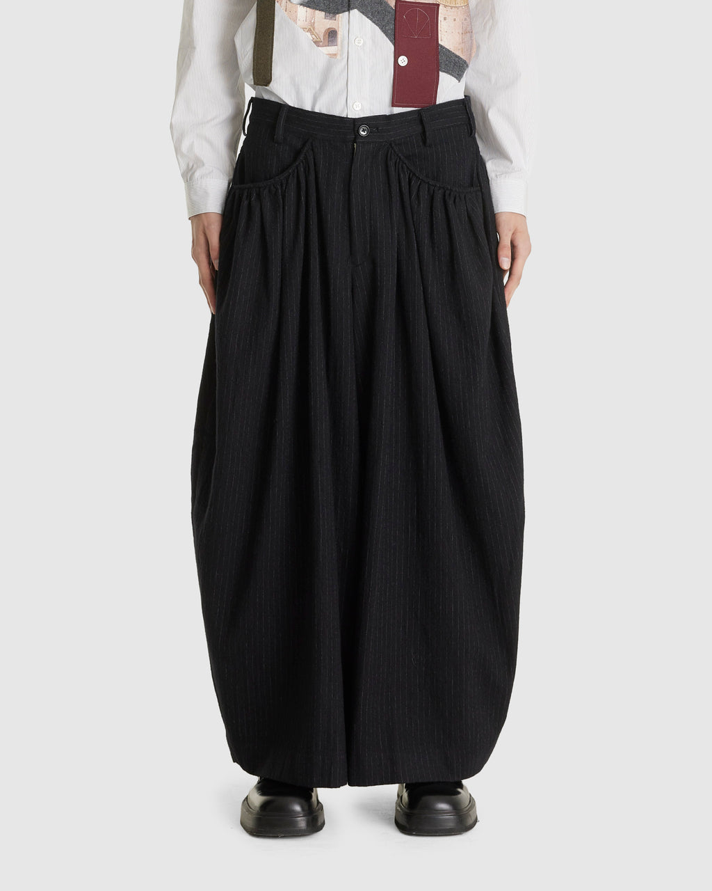 Gatther-detail Black Pants