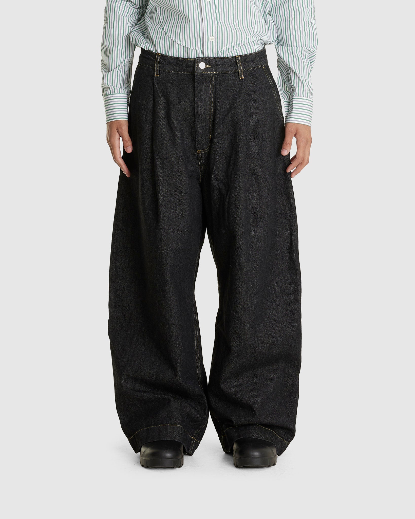 Puch Single Pleat Pant