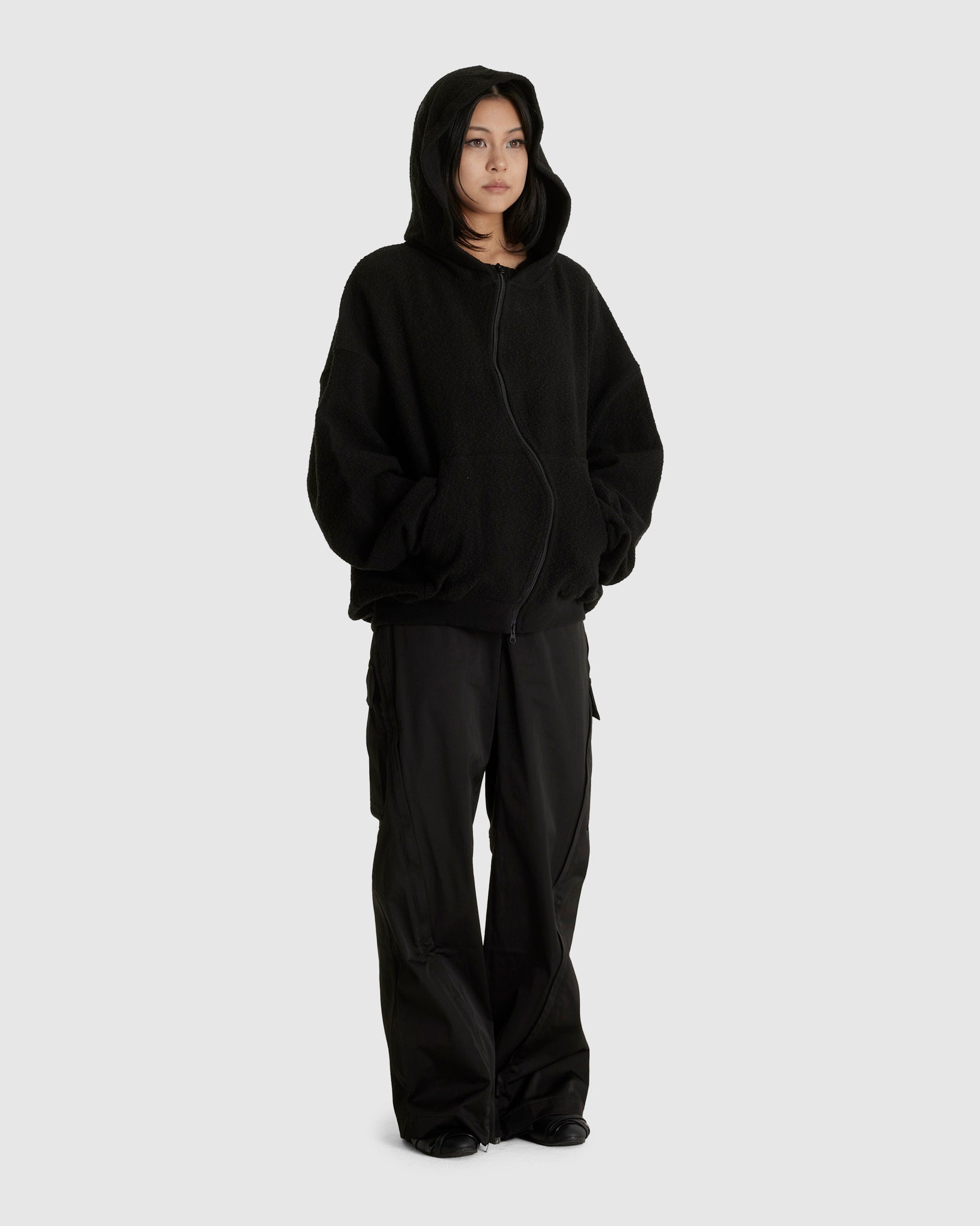 RH Curved Zip Up Hoodie Black (W)