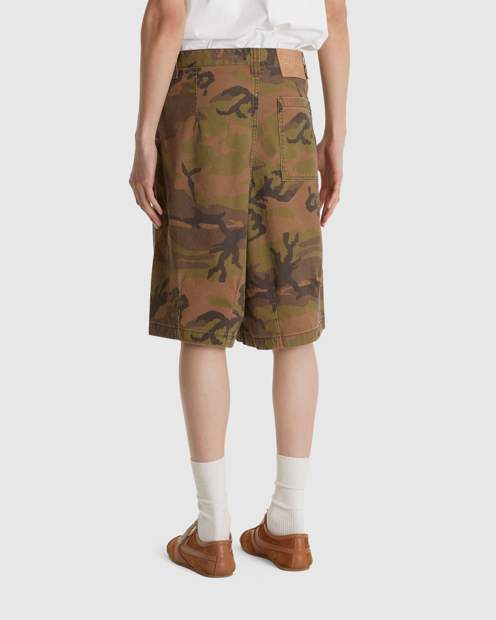 Pleated Balloon Shorts Washed Camo