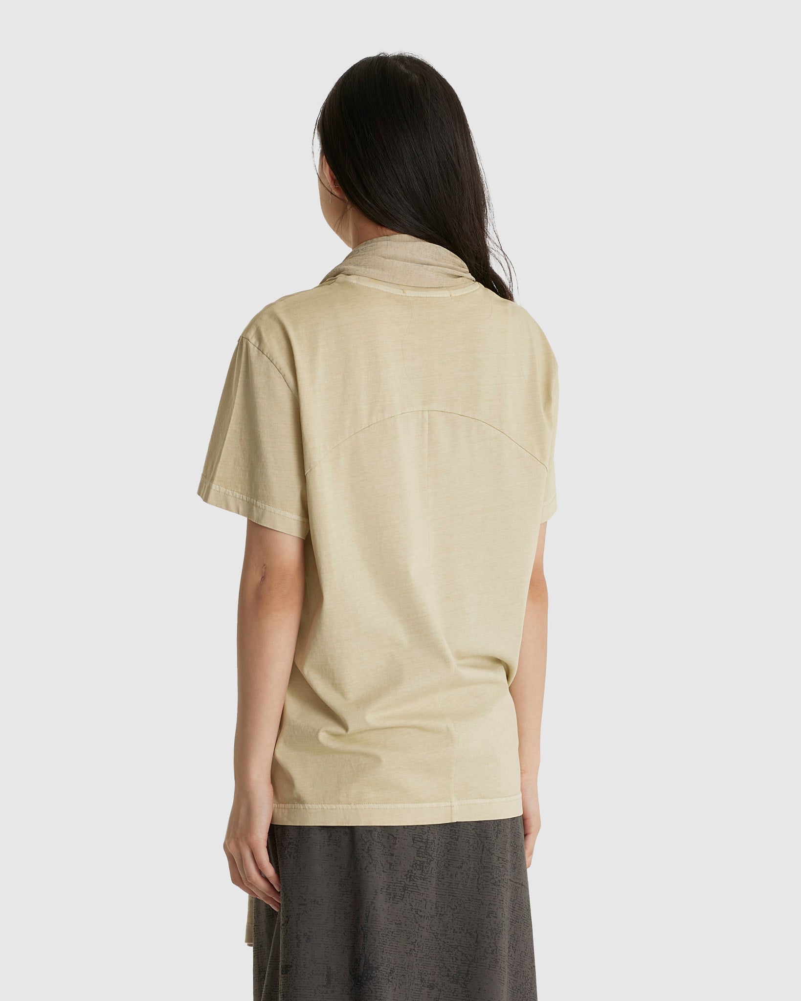 Basic T-Shirt w/ Graphic Scarf Sand Beige (W)