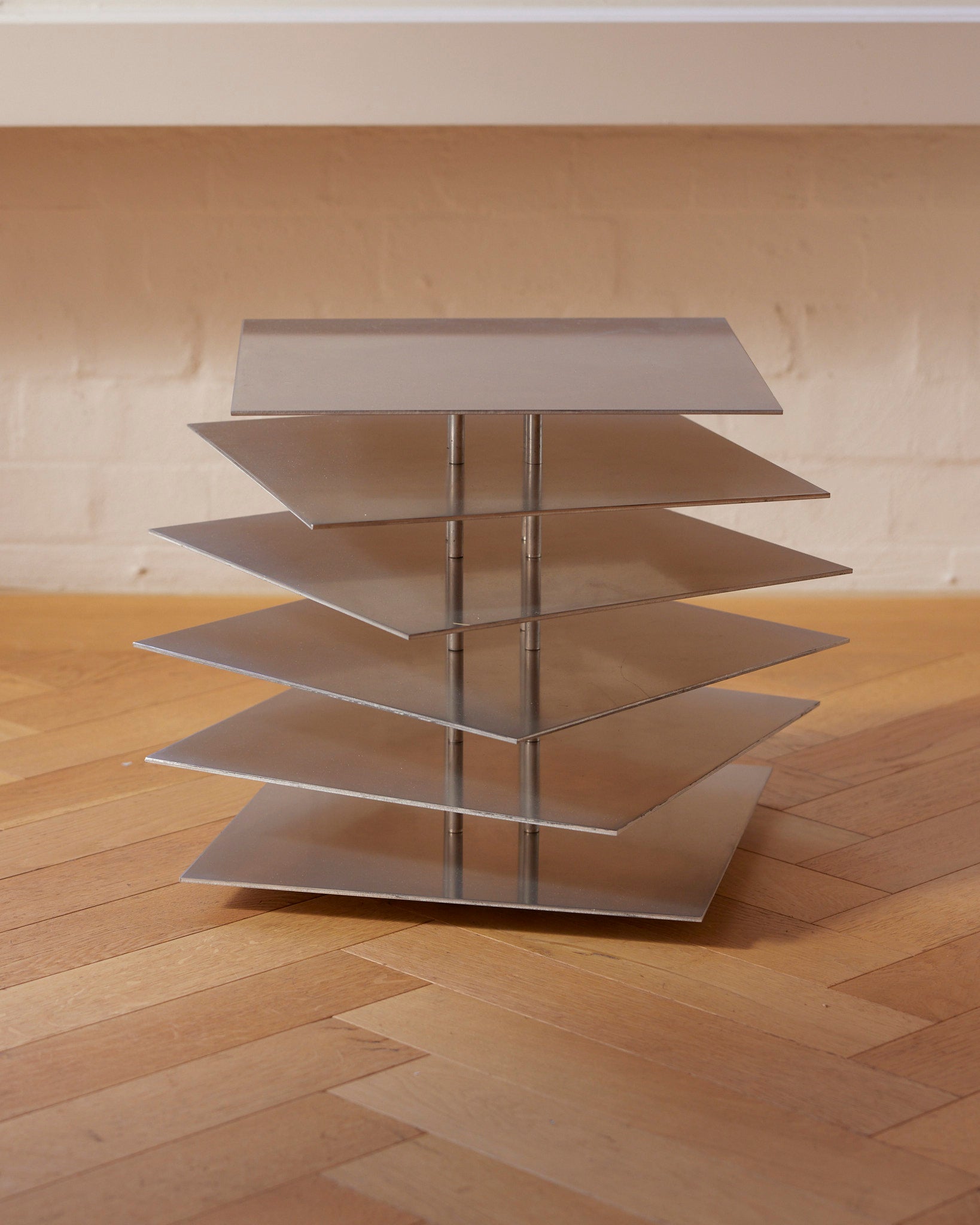 Helix Table
