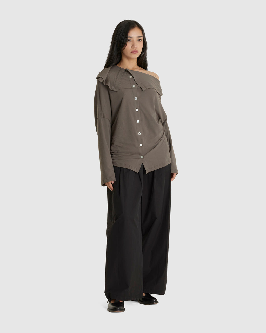 Three Tuck Banding Pants