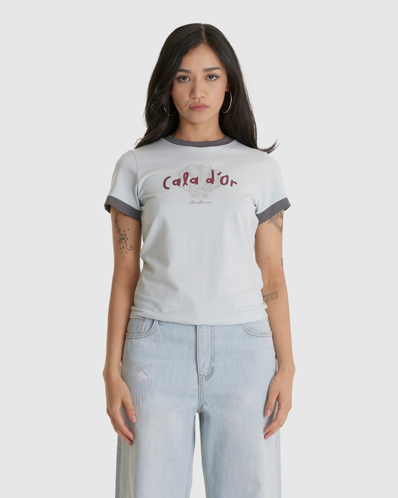Cala Tee