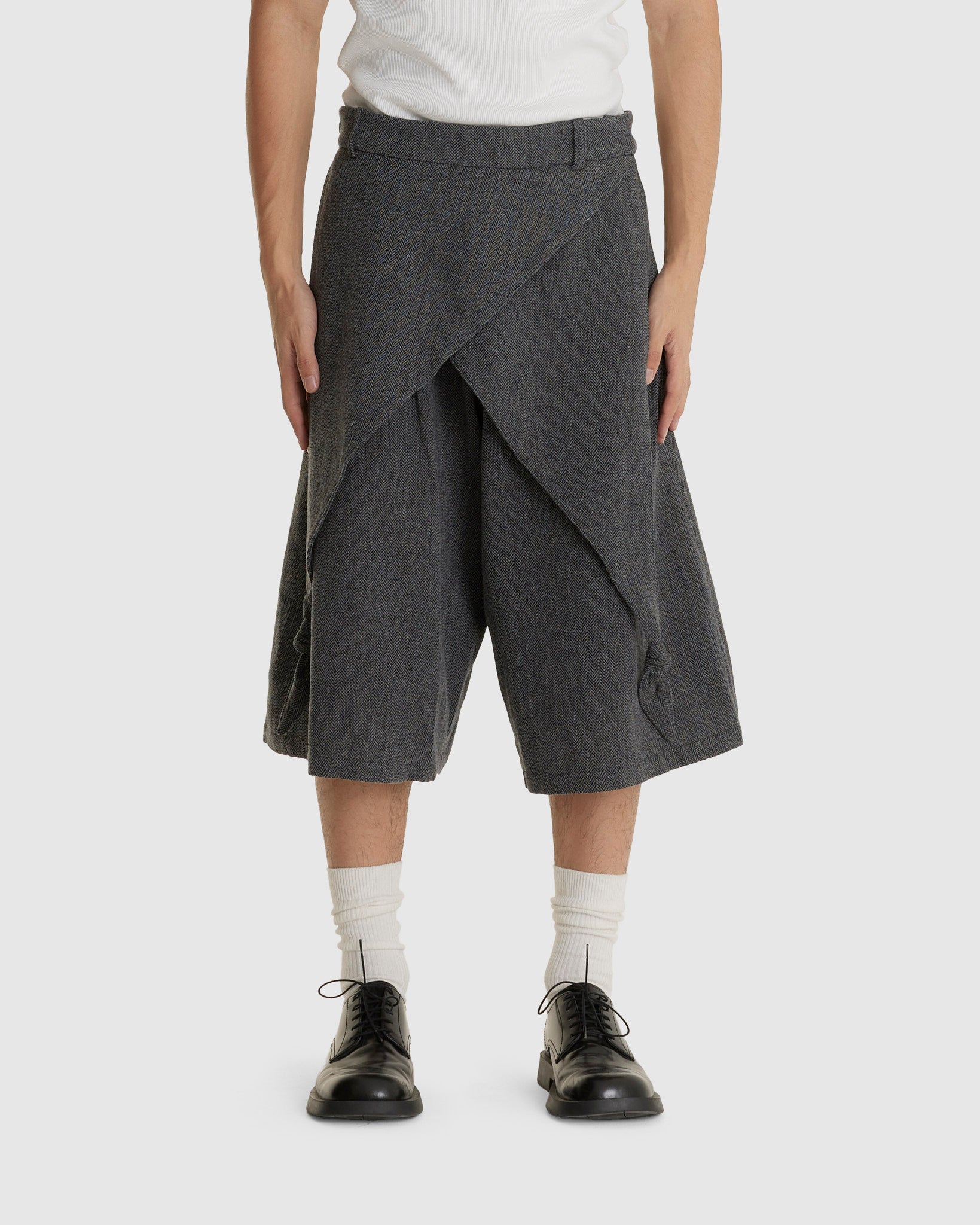 Drops Bermuda Shorts Grey
