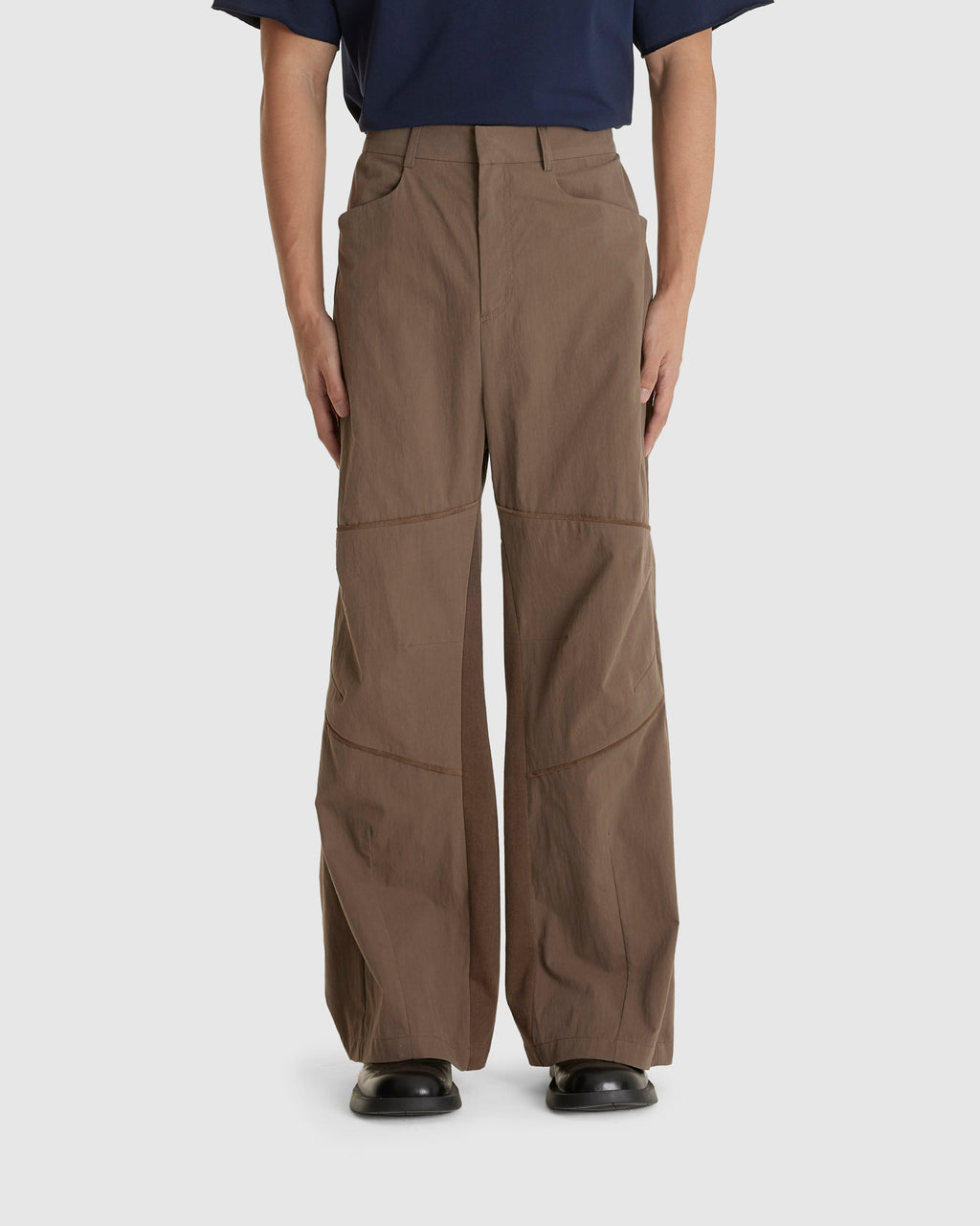 EP.9 01 Trousers Brown