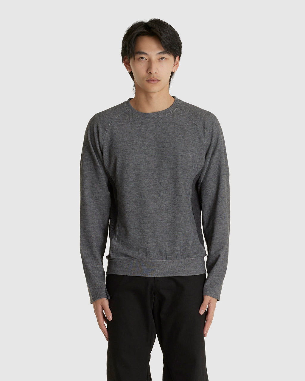 EP.9 01 Knit Gray