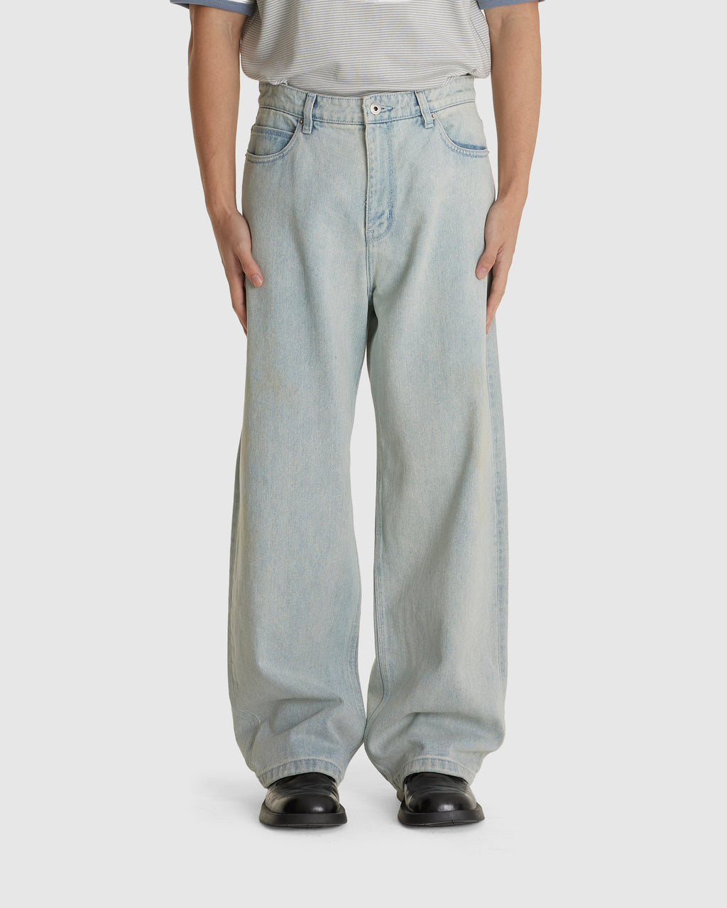 Straight Cut Sand Washed Jeans