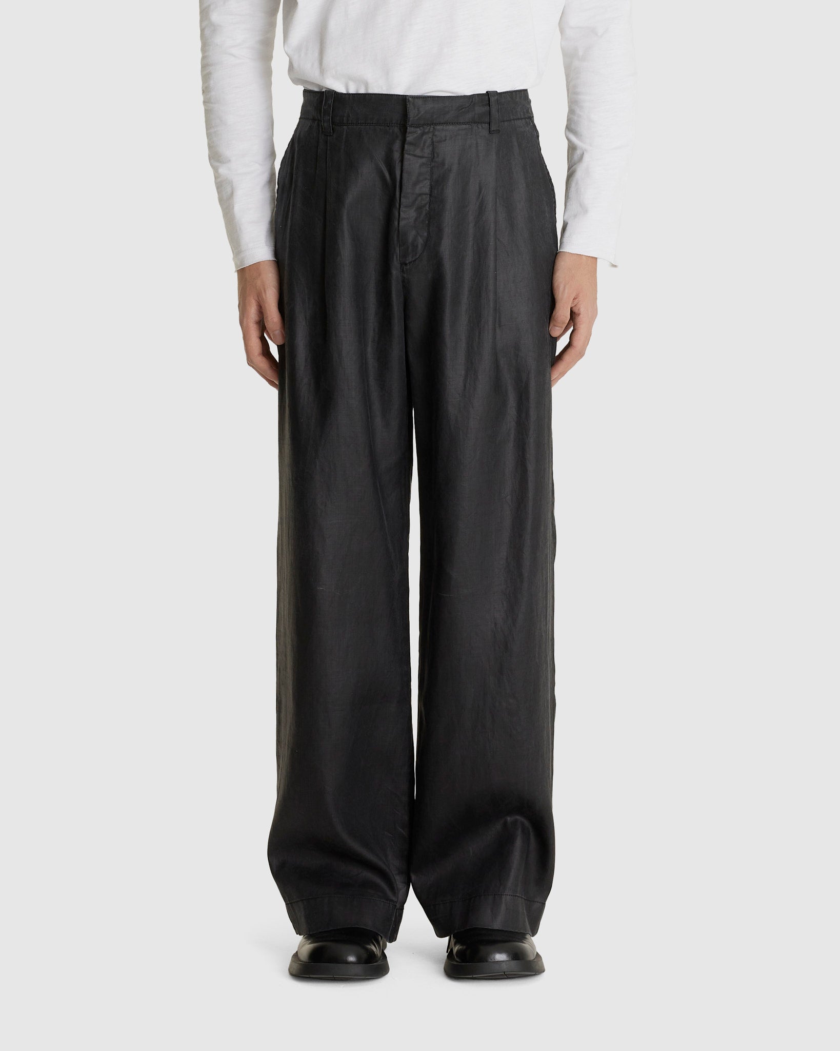 Still Chino Lacquer Black Mirror Tencel