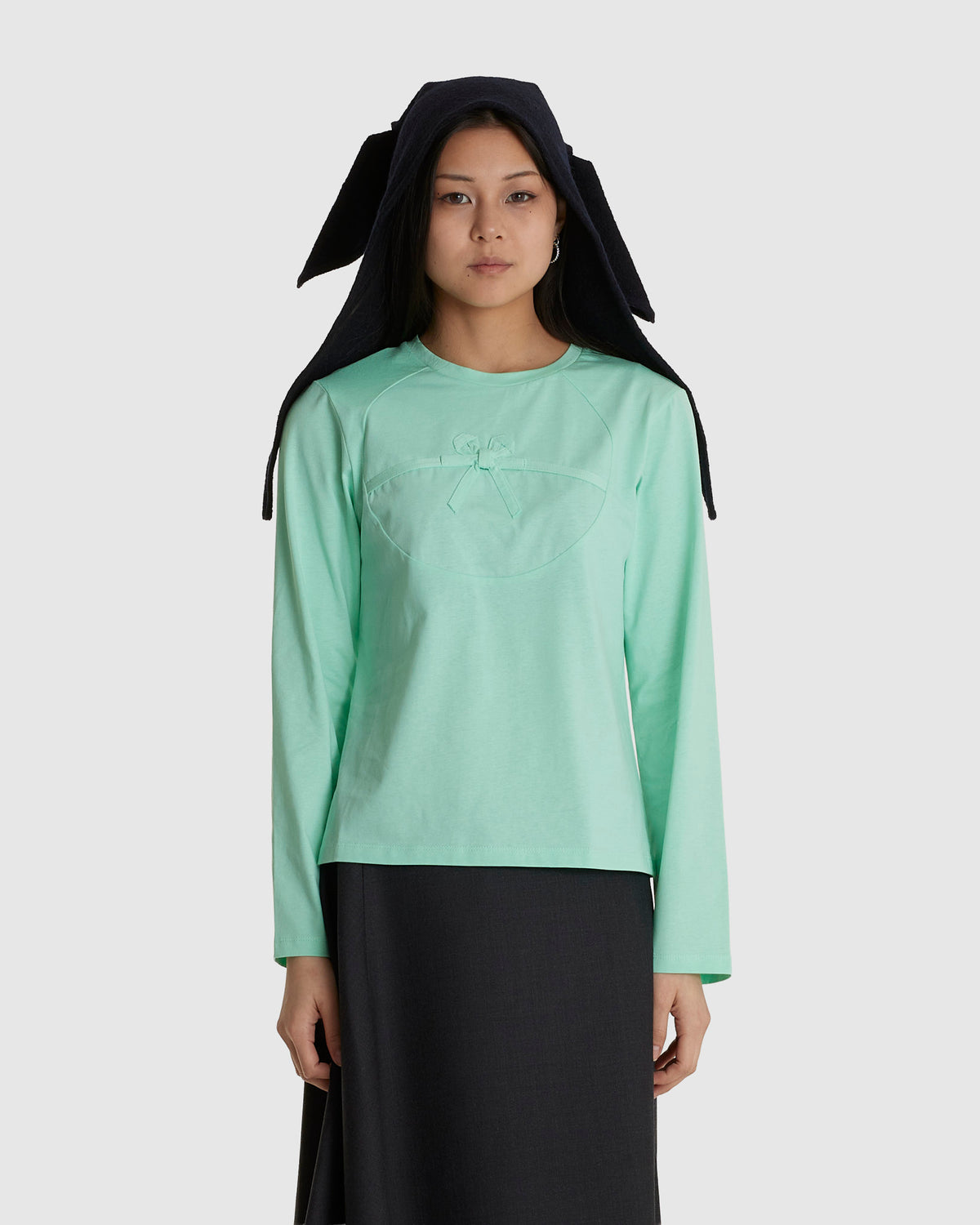 Bow Present Pullover