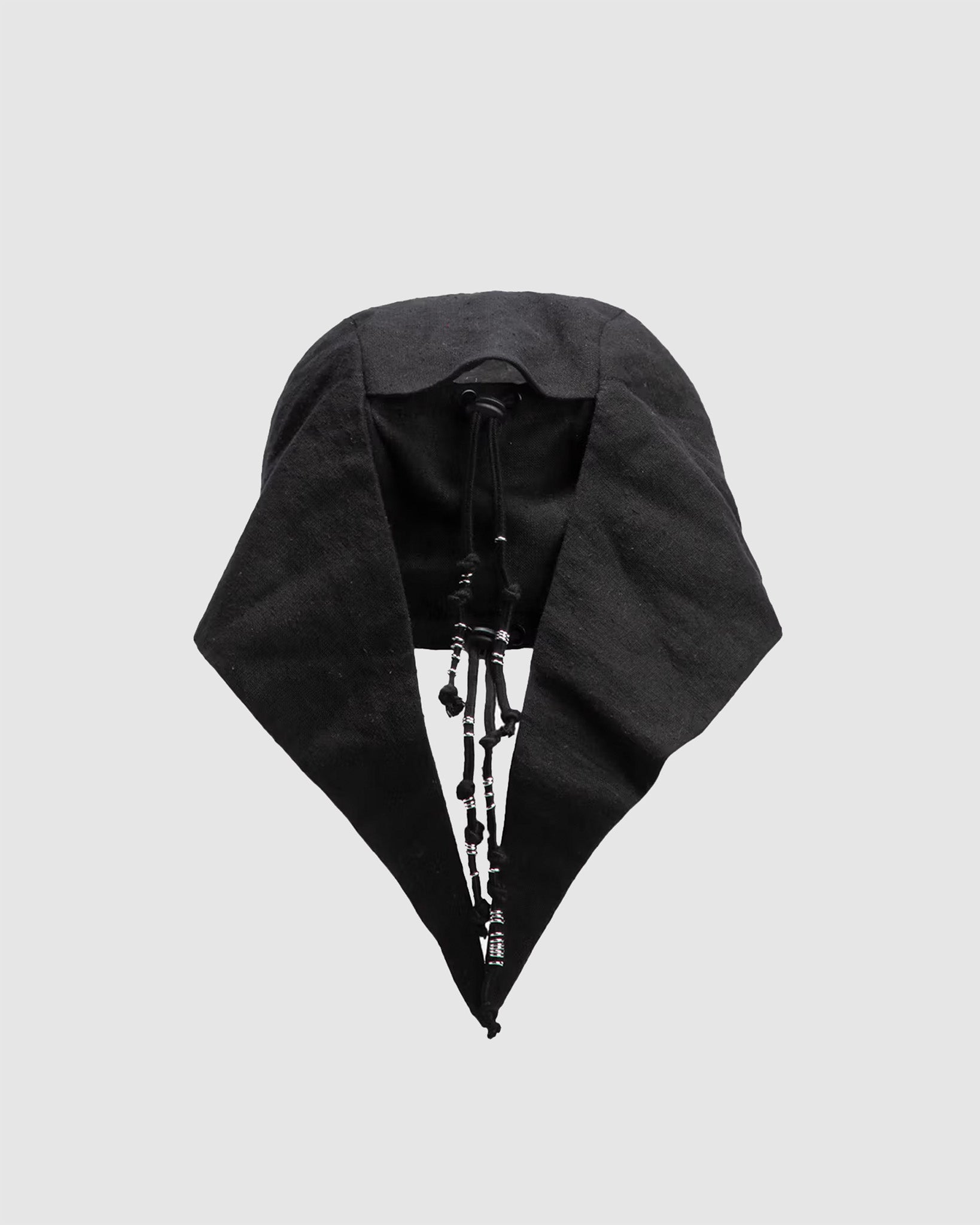 Seed Charm Knot Cap Black