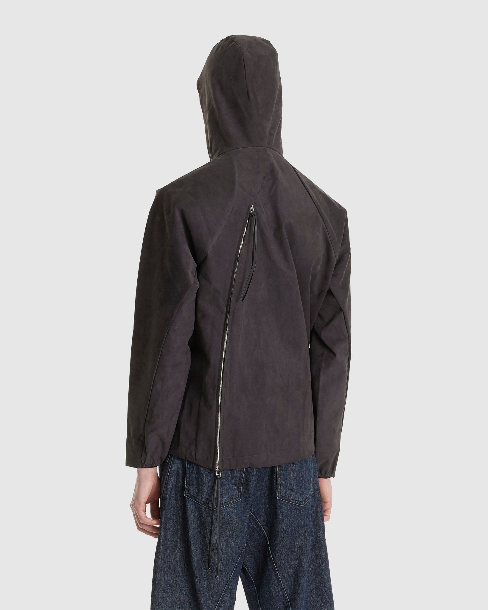 8.0 Technical Jacket Centre Black