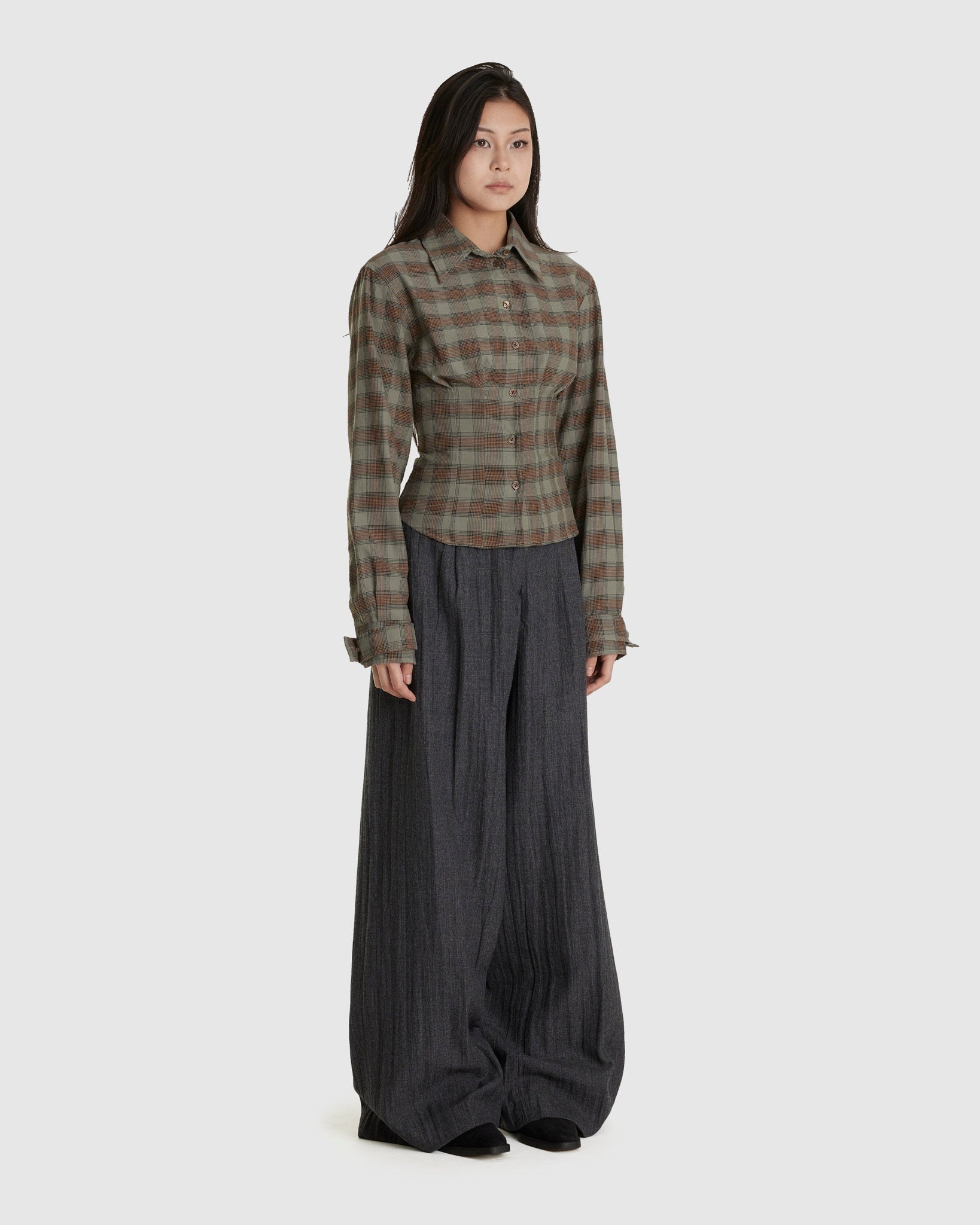 Griddle Trouser Stone Grey Plisse Wool