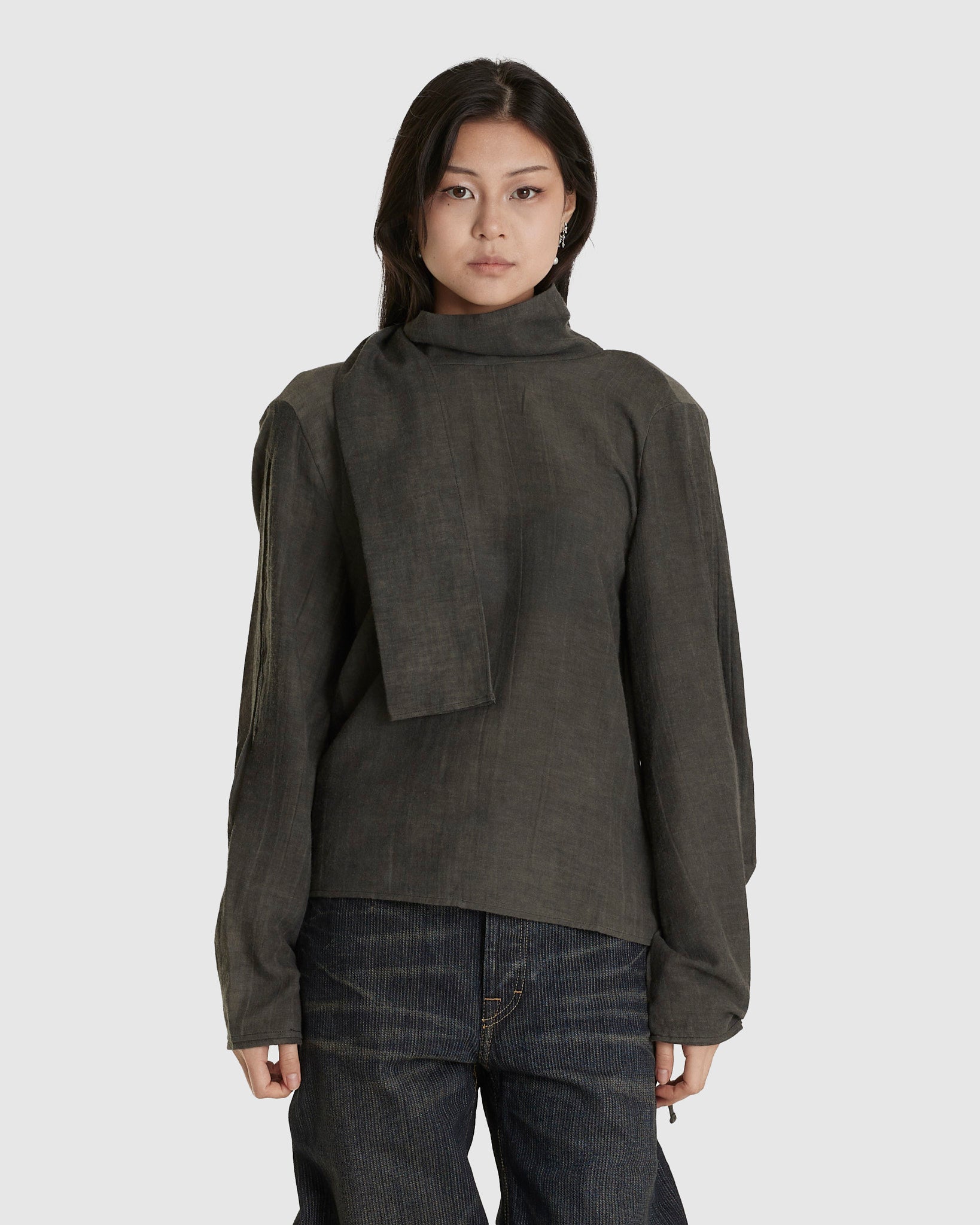 Virtuous Blouse Dark Cloud