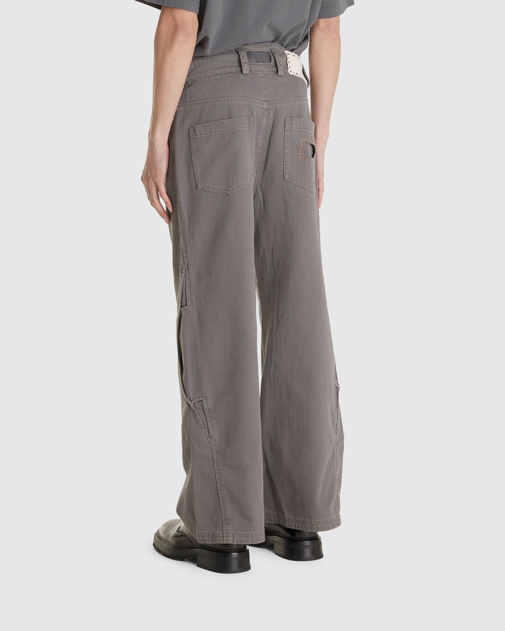 Grey Arrows Pocket Jeans – Chinatown Country Club