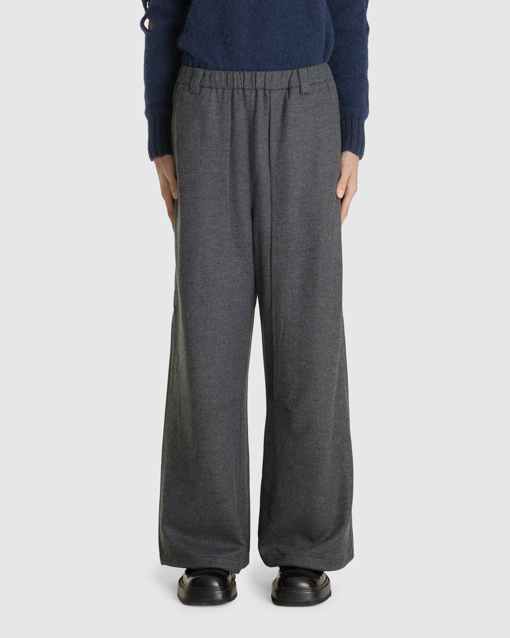 Taygeta Pants Dark Grey