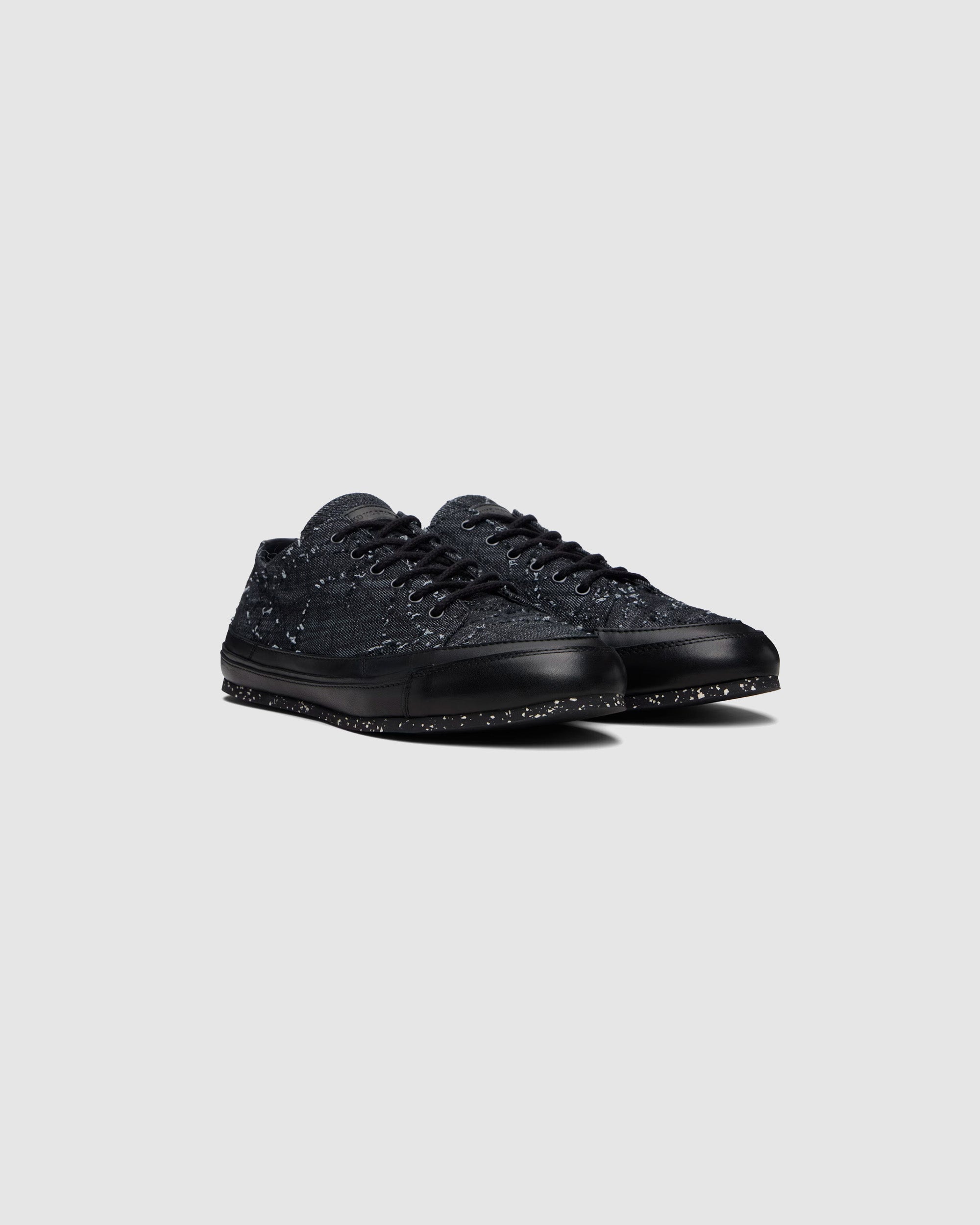 Komlo Trainers Mottled Black