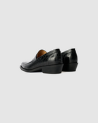 Cypher Loafer Licorice Croc Bull