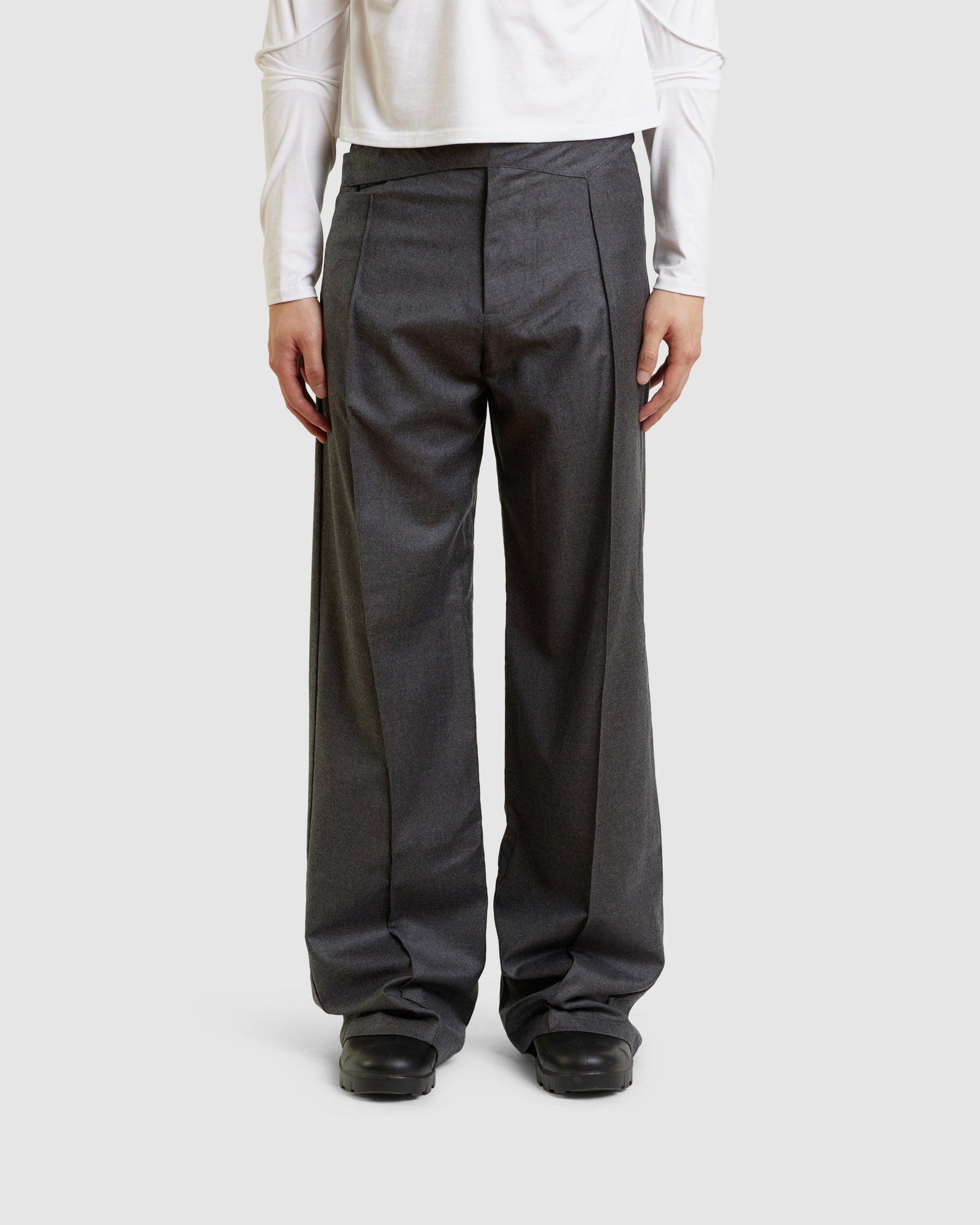 Charcoal Nycola Trousers - {{ collection.title }} - Chinatown Country Club 