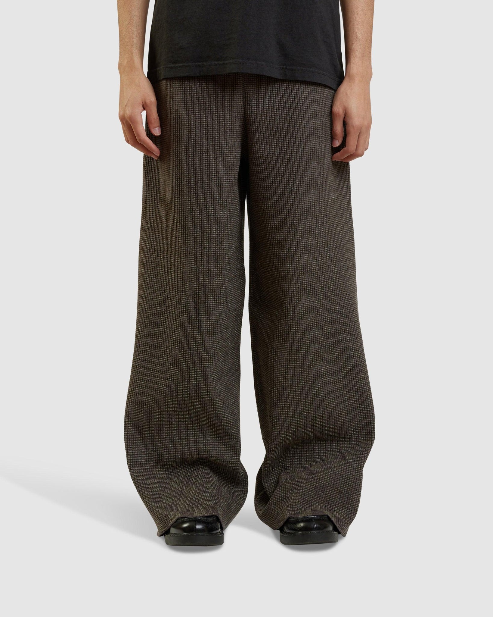 Delusion Check Loose Pants - {{ collection.title }} - Chinatown Country Club 