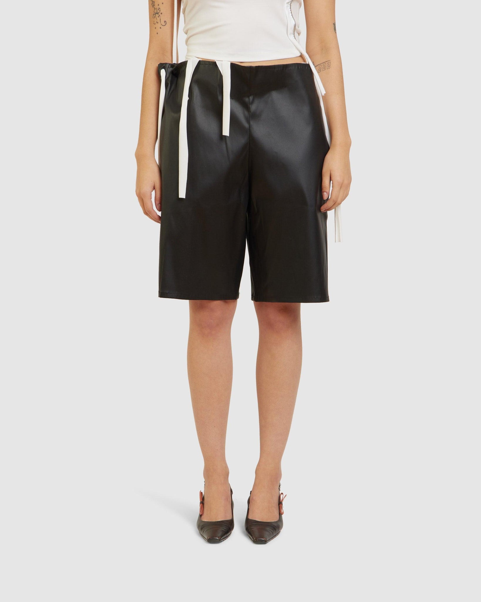 Drape Shorts Black - {{ collection.title }} - Chinatown Country Club 