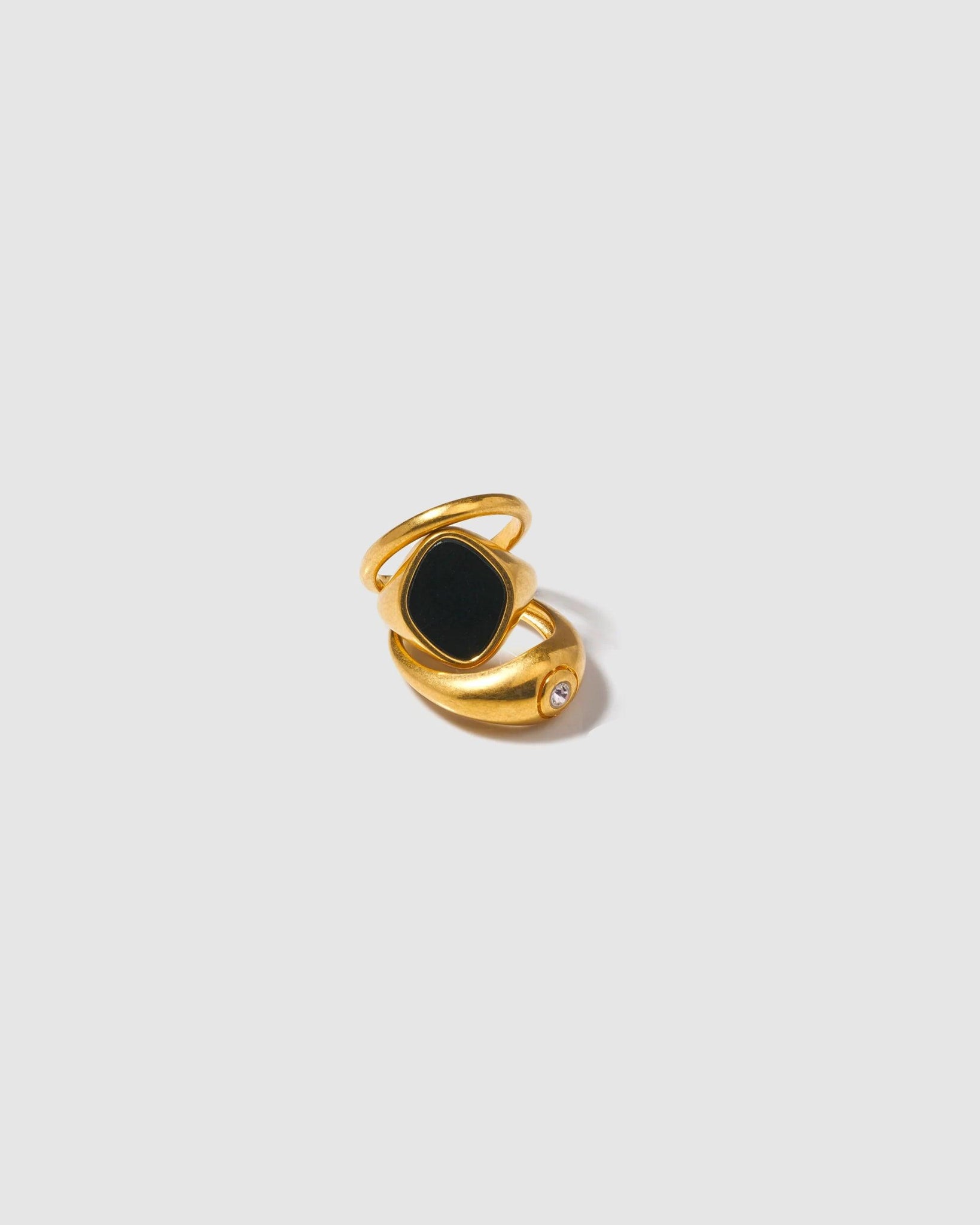Famiglia Chevalier Ring - {{ collection.title }} - Chinatown Country Club 