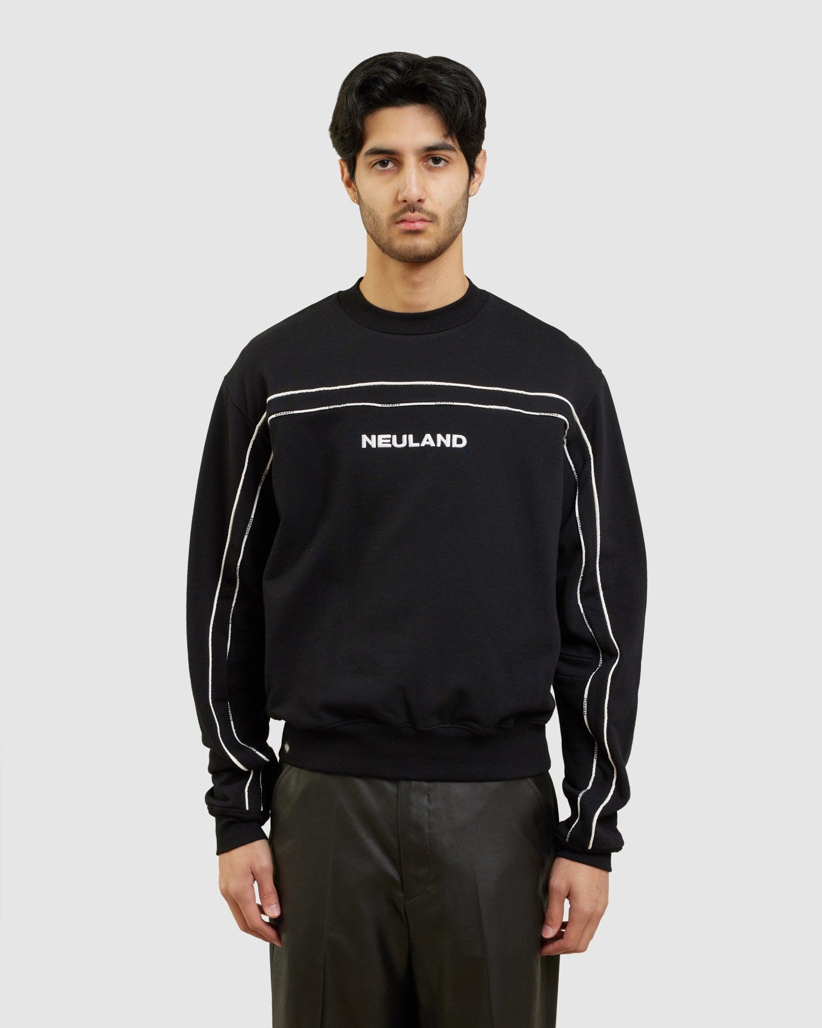 Fjell Crewneck With Embroidery - {{ collection.title }} - Chinatown Country Club 