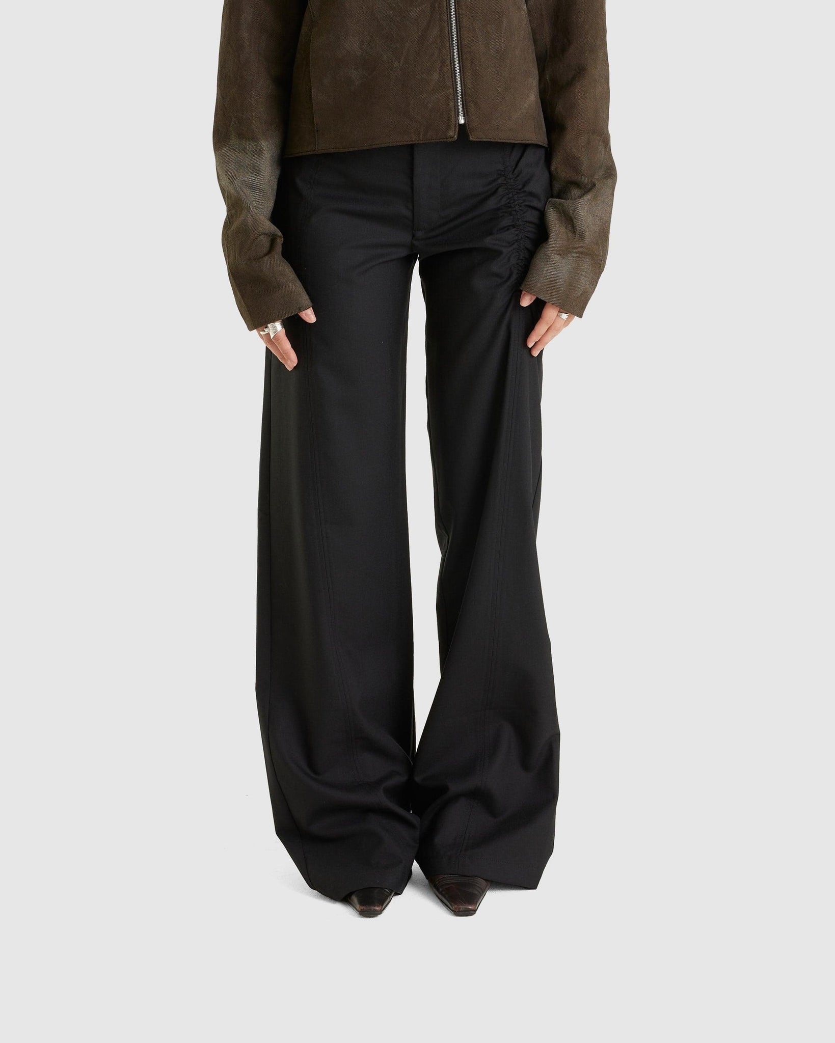 Ilya Wool Tailored Trousers (W) - {{ collection.title }} - Chinatown Country Club 
