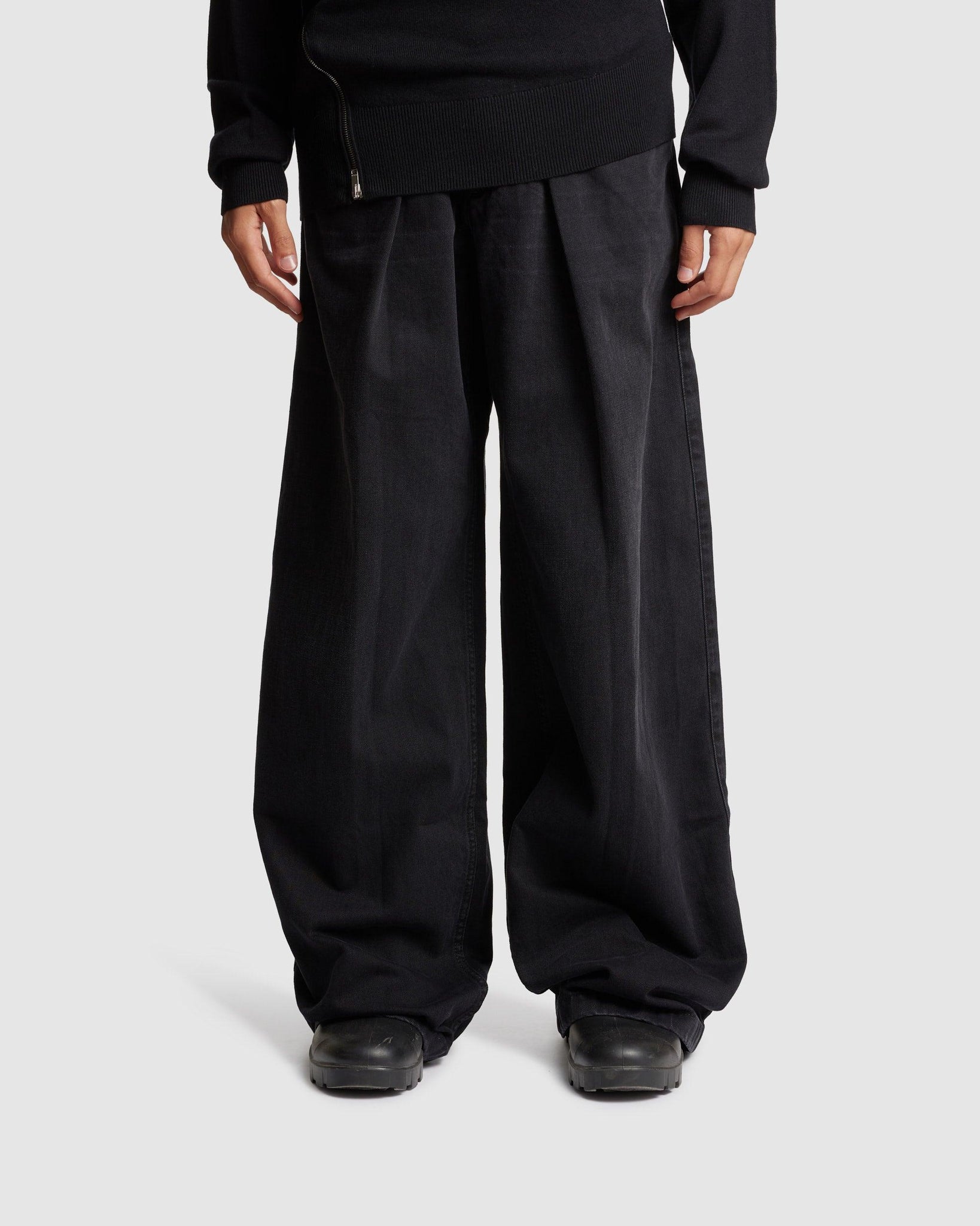 Janael Pants Black - {{ collection.title }} - Chinatown Country Club 