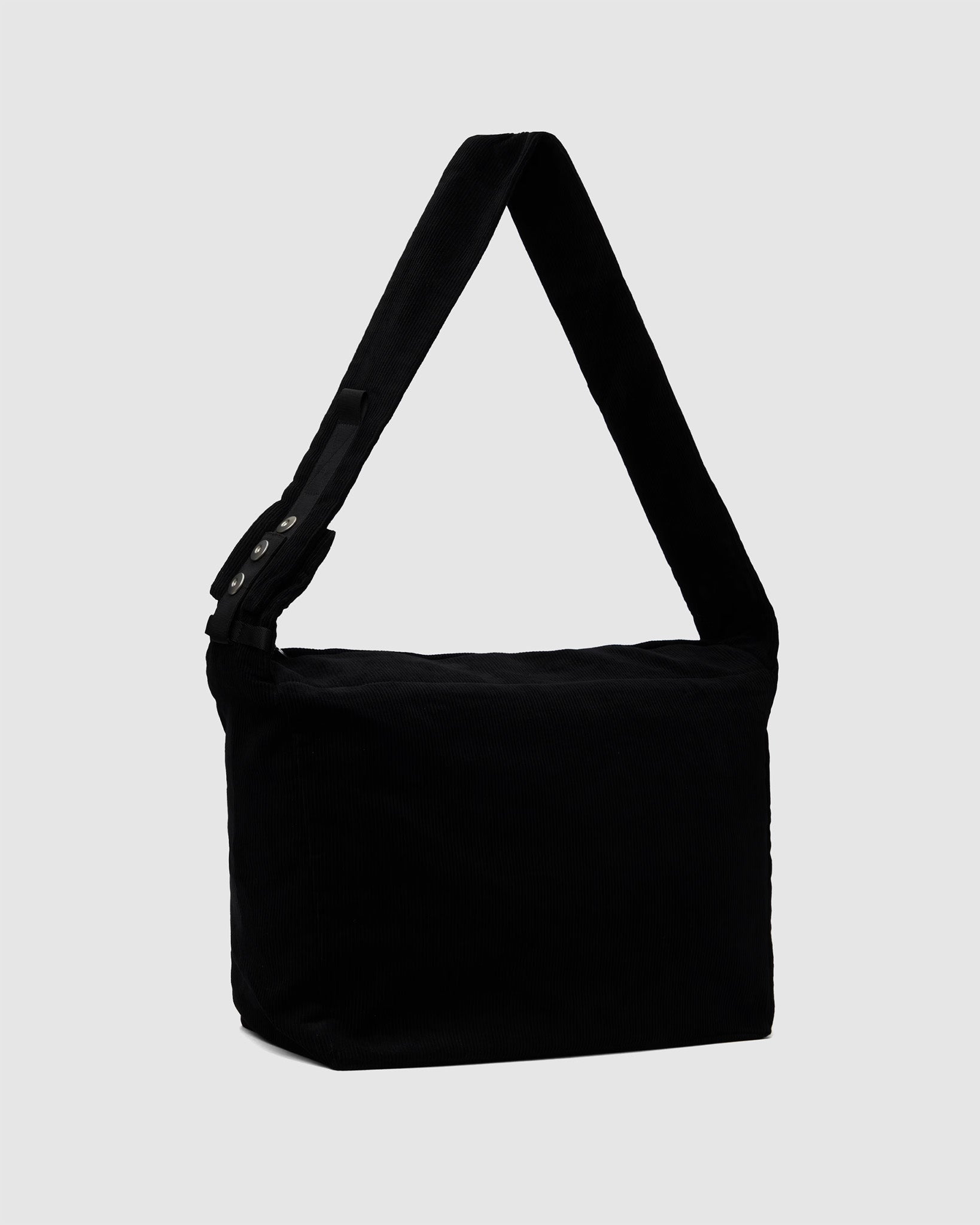 Oscar Bag Black – Chinatown Country Club