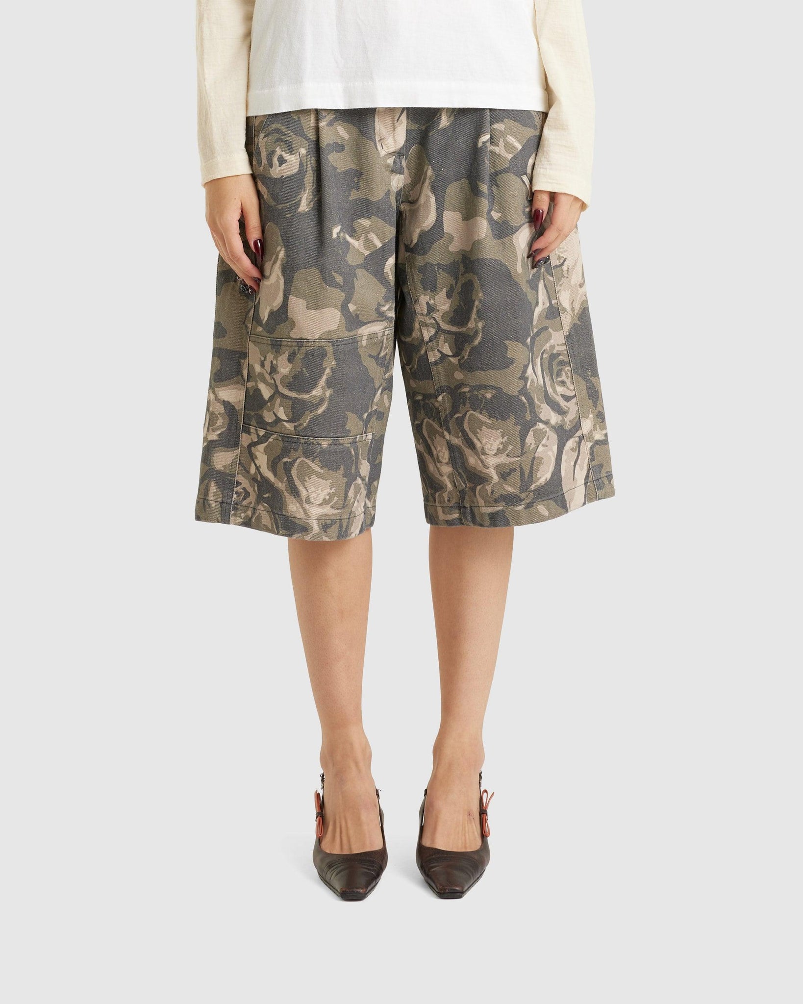 Woven Camo Cargo Midi Shorts - {{ collection.title }} - Chinatown Country Club 
